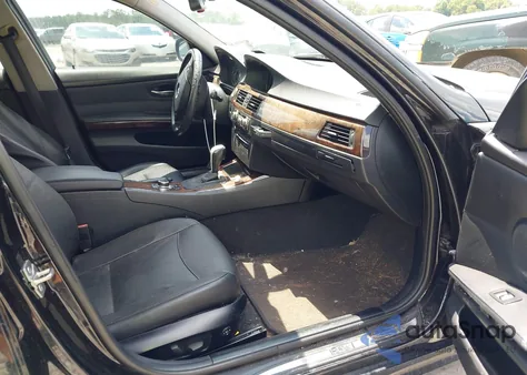 2011 BMW 328I z USA, uszkodzony, nr VIN WBAPH7G53BNM56272